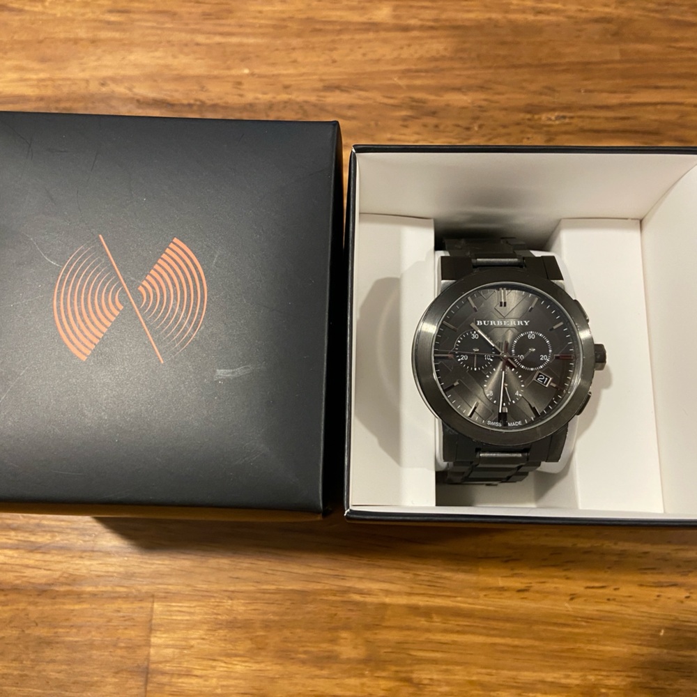 🇨🇦 Burberry Men's Swiss Chronograph Gray Ion Steel 42mm Men's Watch BU9354
